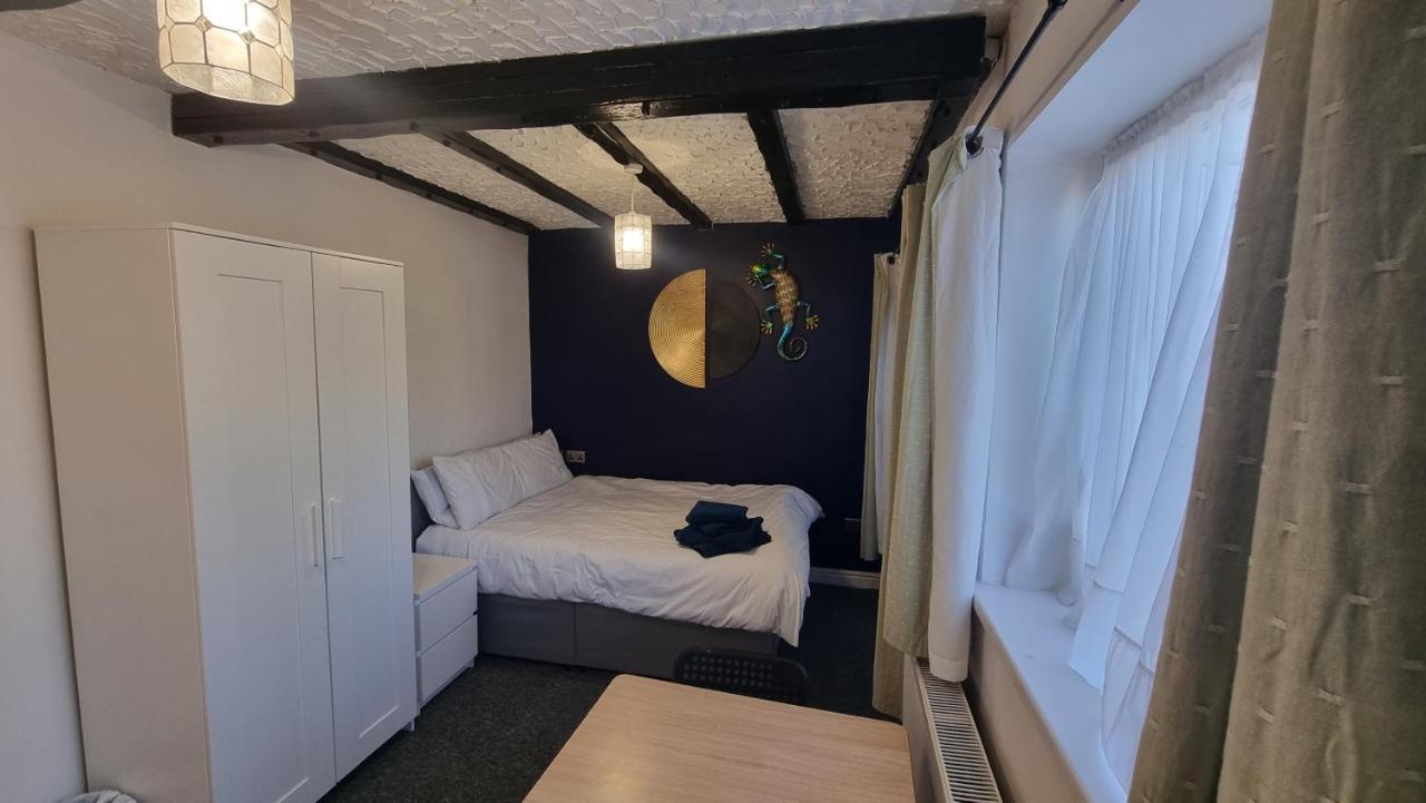 En Suite Room With Kitchen Facilities Nottingham Exterior photo